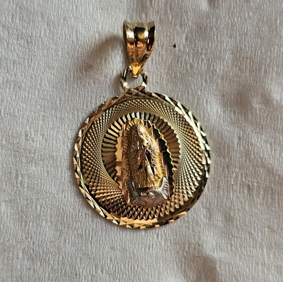 Stampd Jewelry - 14kt Gold Virgin Mary Pendant